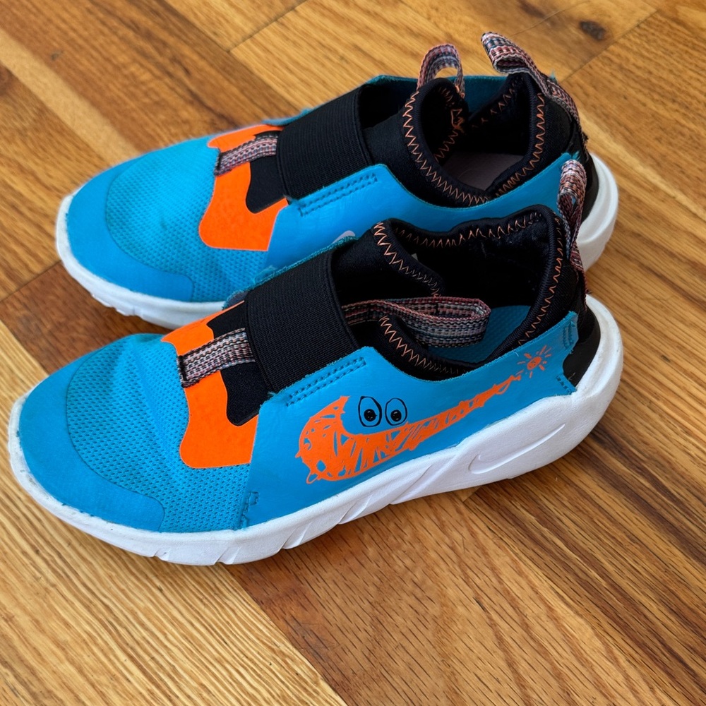 Nike Kids Turquoise and Orange Sneakers